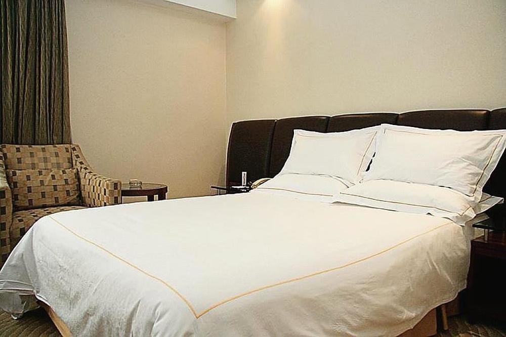 Vienna International Hotel Shanghai Hengshan Road Екстериор снимка