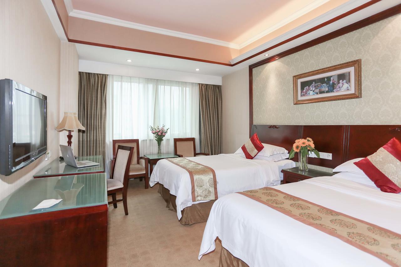 Vienna International Hotel Shanghai Hengshan Road Екстериор снимка